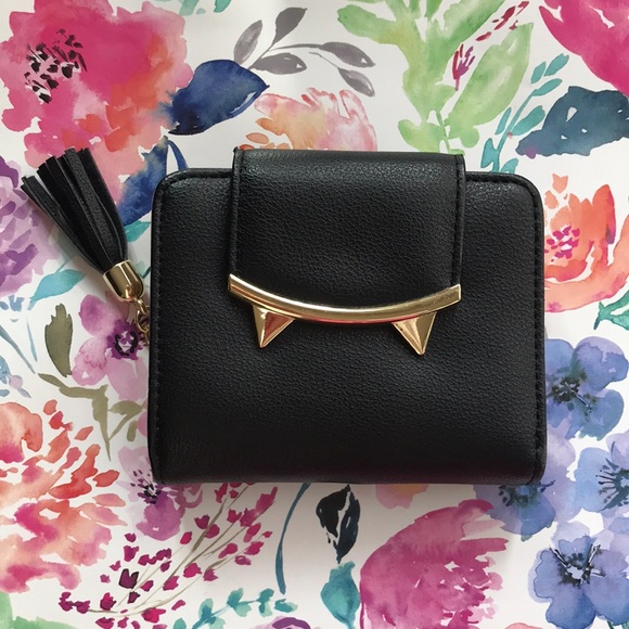 Handbags - Black Wallet